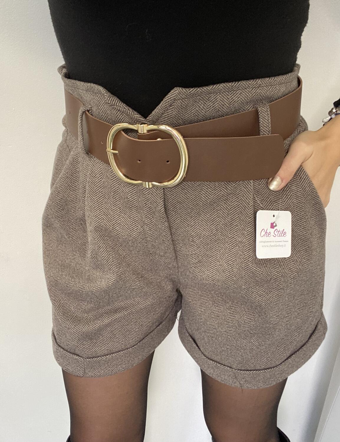 NOVITÀ Shorts in panno spigato a vita alta