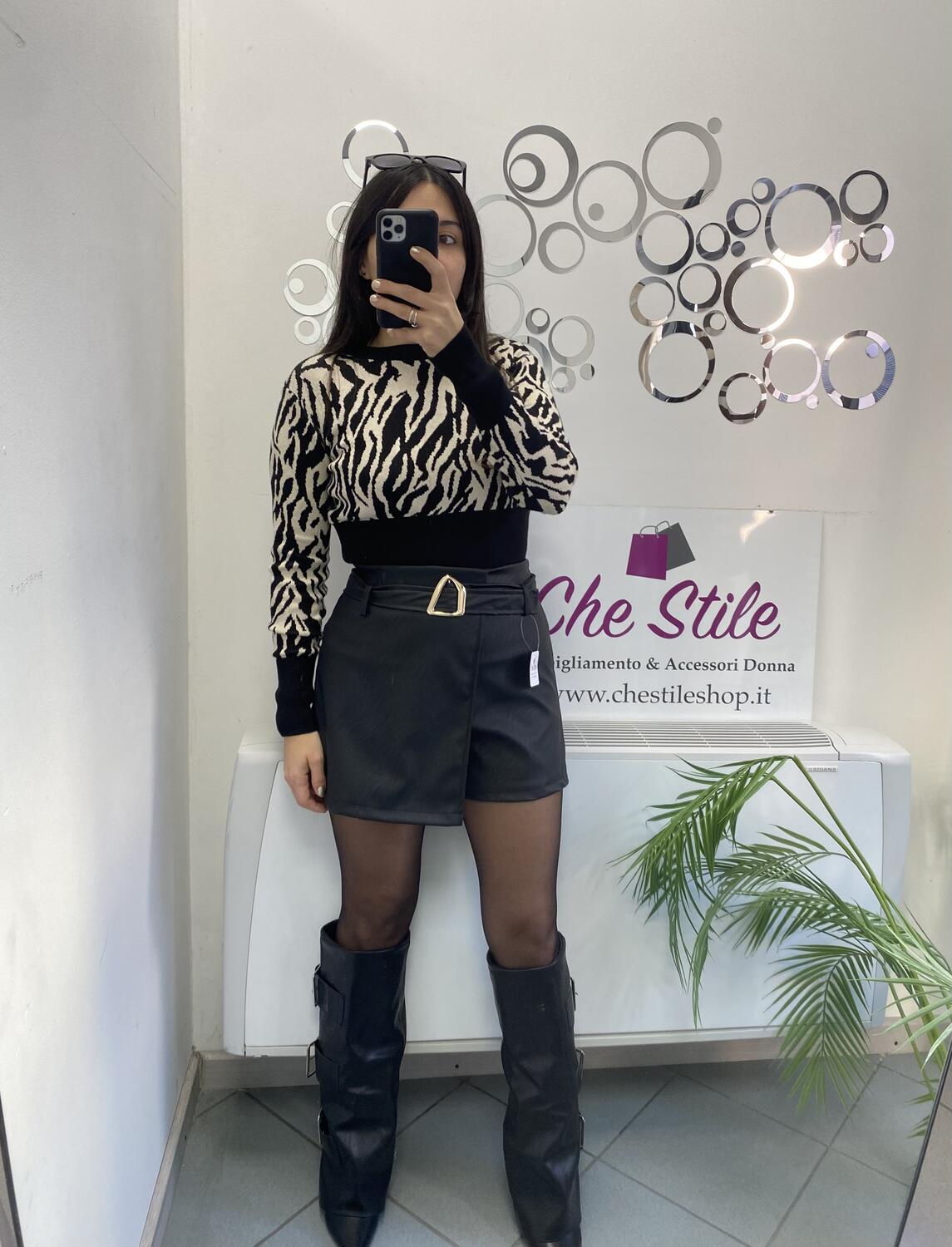 NOVITÀ Pull crop in viscosa maculato o tigrato