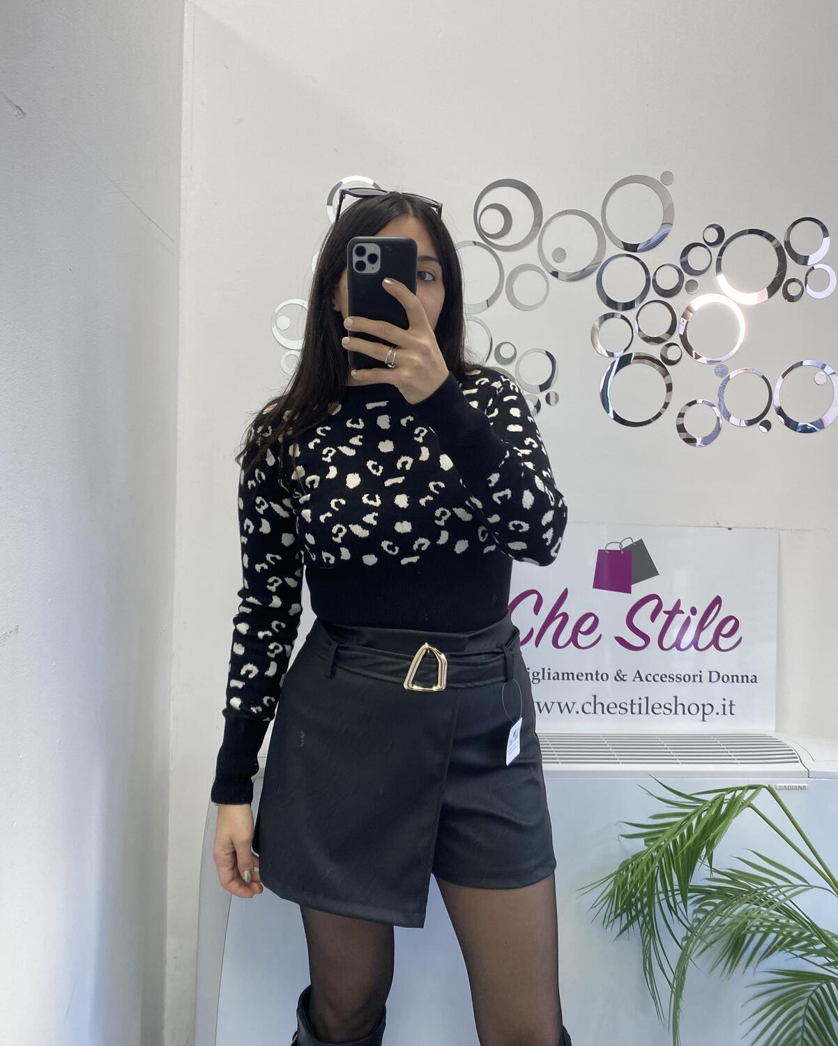 NOVITÀ Pull crop in viscosa maculato o tigrato