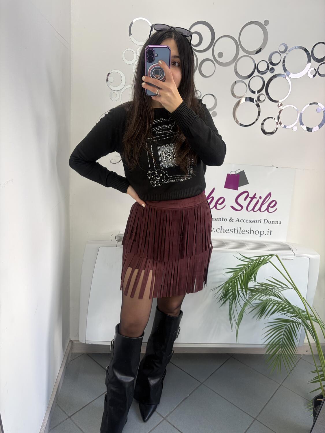 NOVITÀ Mini gonna scamosciata con frange