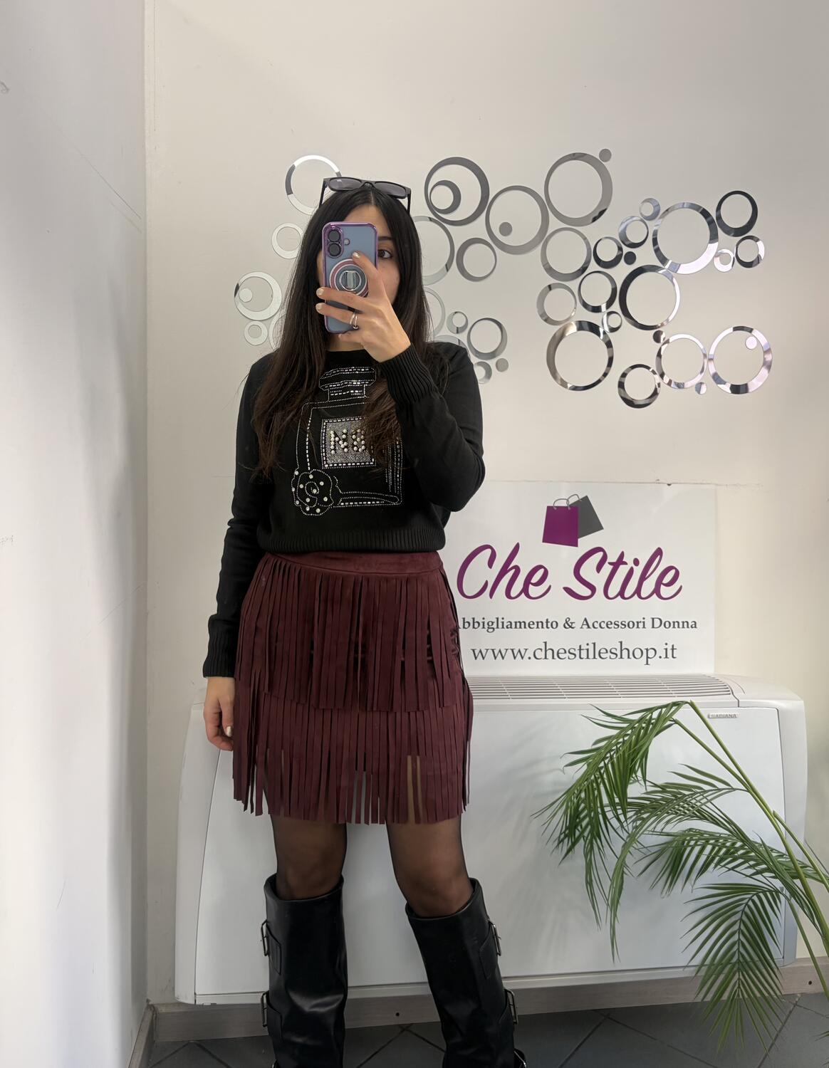 NOVITÀ Mini gonna scamosciata con frange