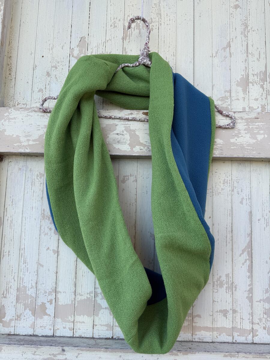 Sciarpa verde e azzurra 