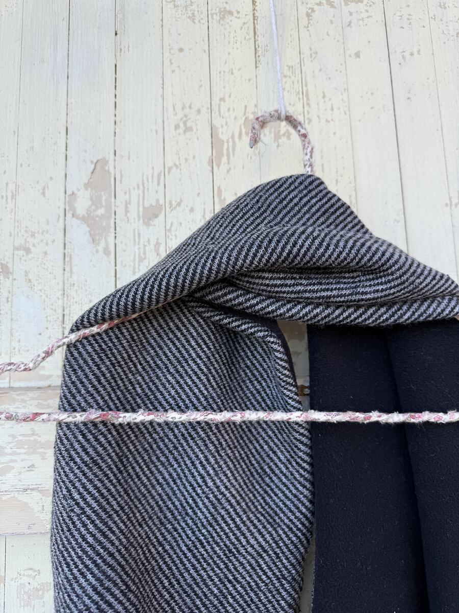 Sciarpa spinato grigio 