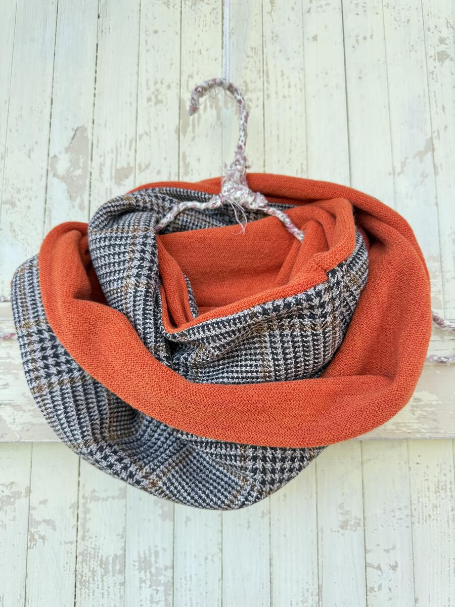 Sciarpa principe di Galles e arancio 