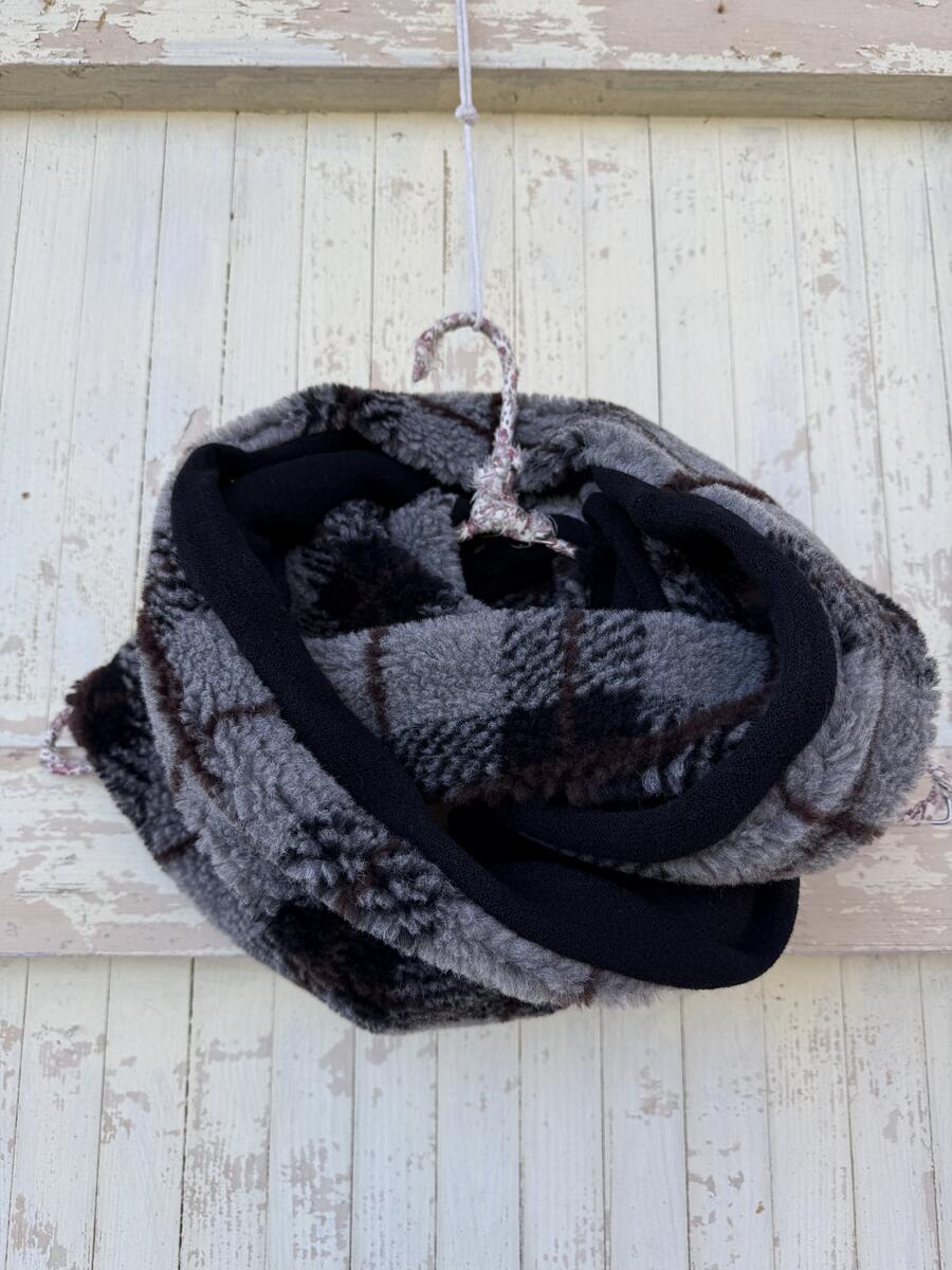 Sciarpa quadri grigi