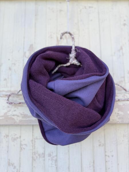 Sciarpa melanzana e viola