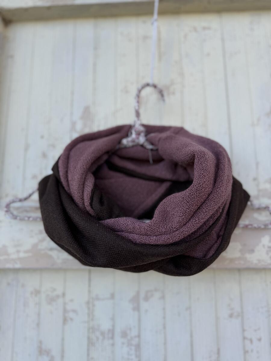 Sciarpa rosa antico e marrone 