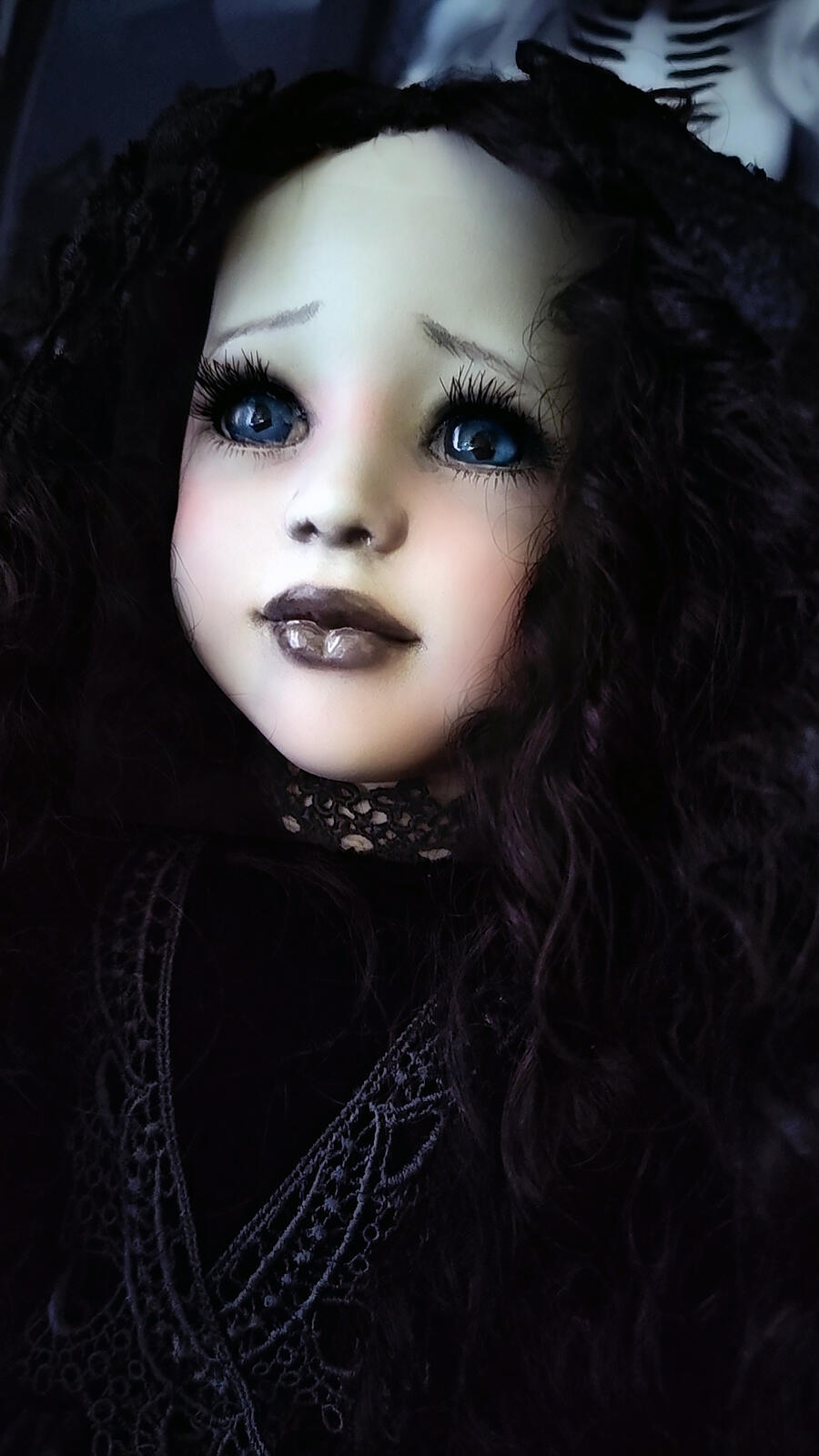 Arwen Bambola Emozionale in porcellana