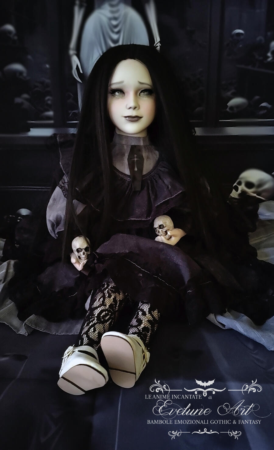 Iza Bambola Gotica occhi fosforescenti