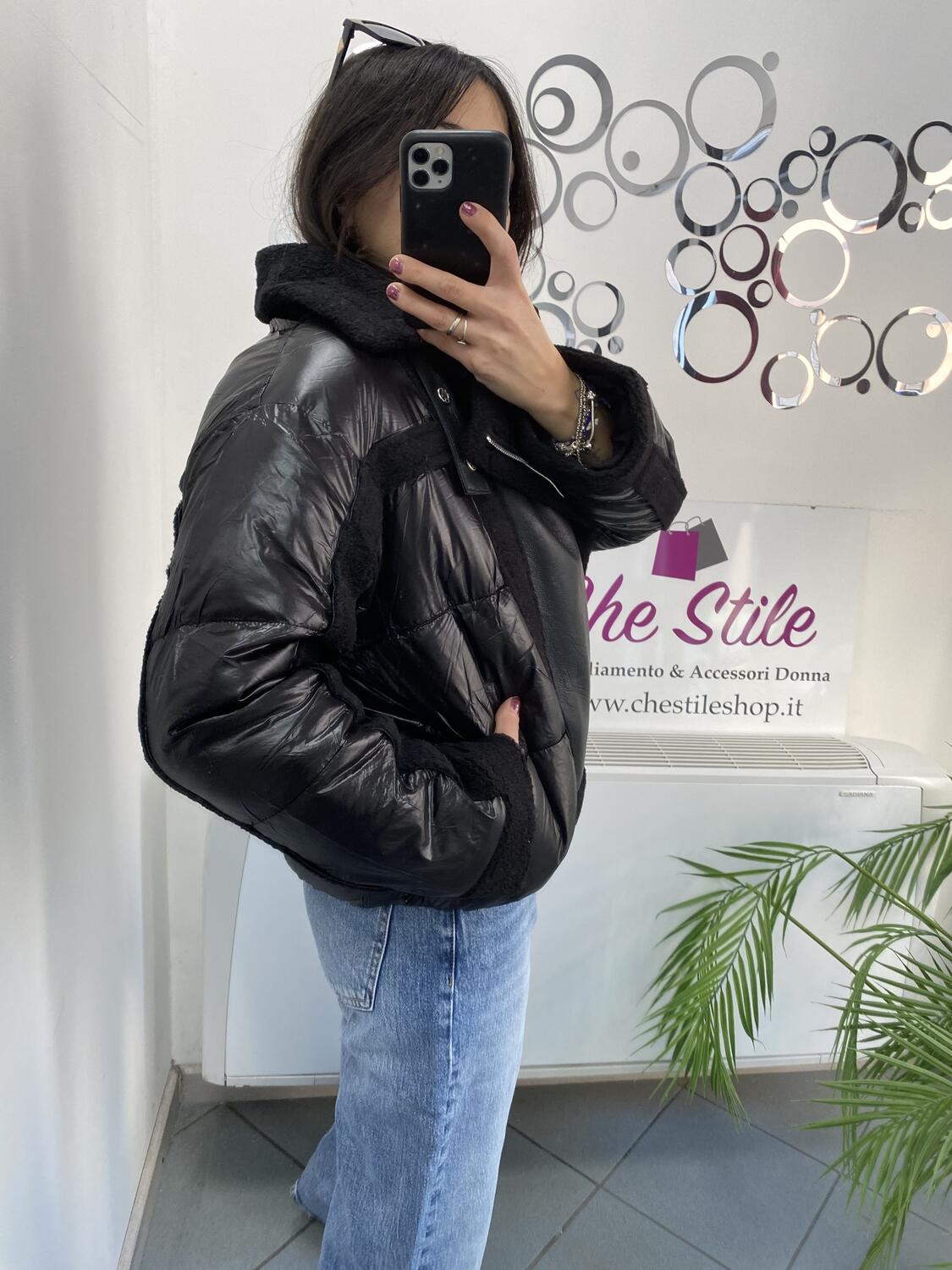 NOVITÀ Giubbotto bomber con inserti eco montone