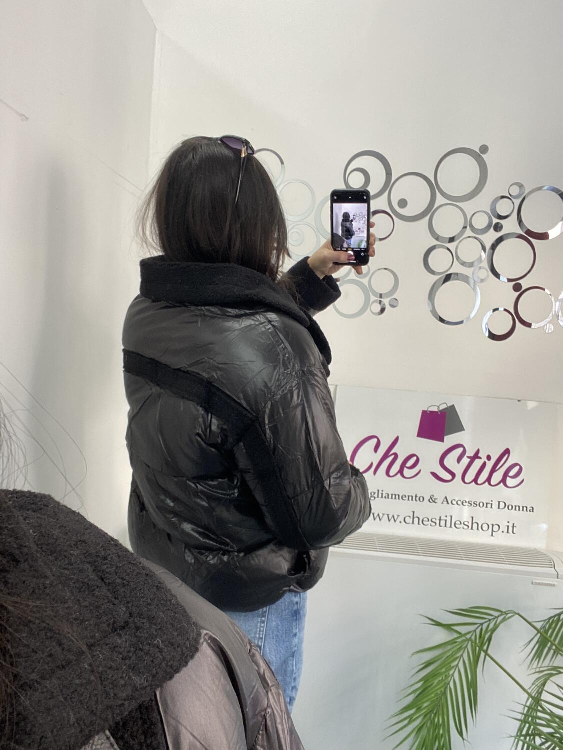 NOVITÀ Giubbotto bomber con inserti eco montone