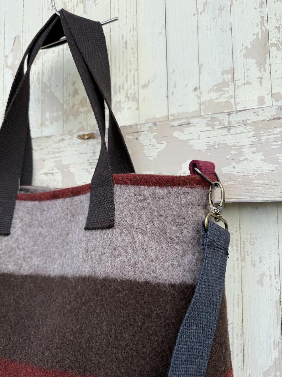 Borsa righe bordeaux