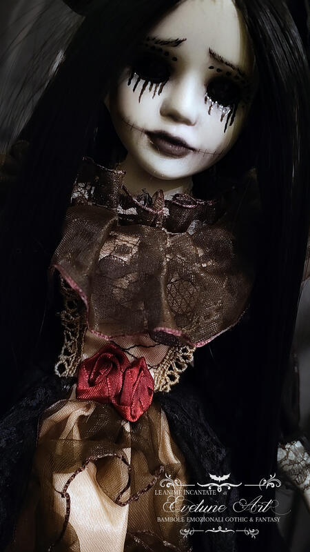 Altea delle Farfalle - Bambola Gotica