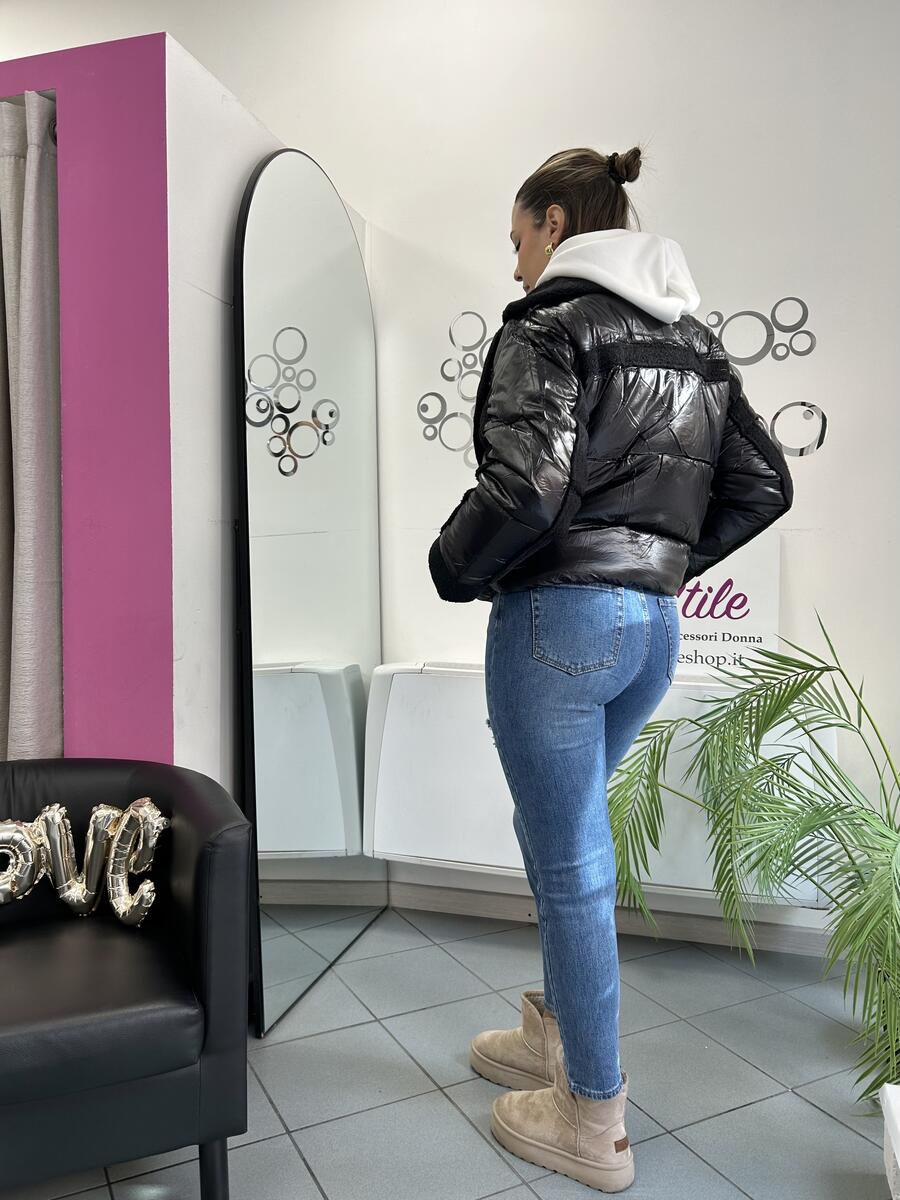 NOVITÀ Jeans mom fit strappetti