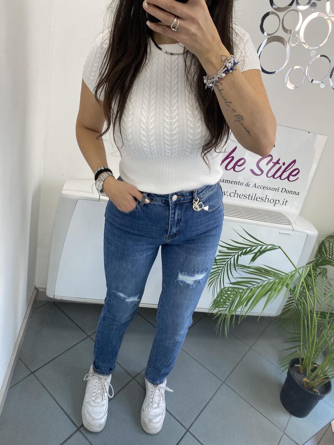 NOVITÀ Jeans mom fit strappetti