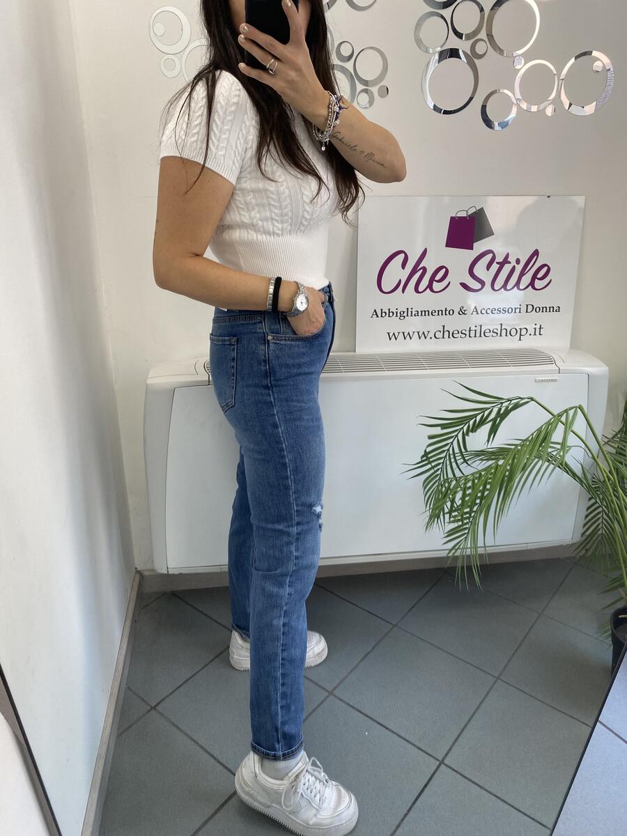 NOVITÀ Jeans mom fit strappetti