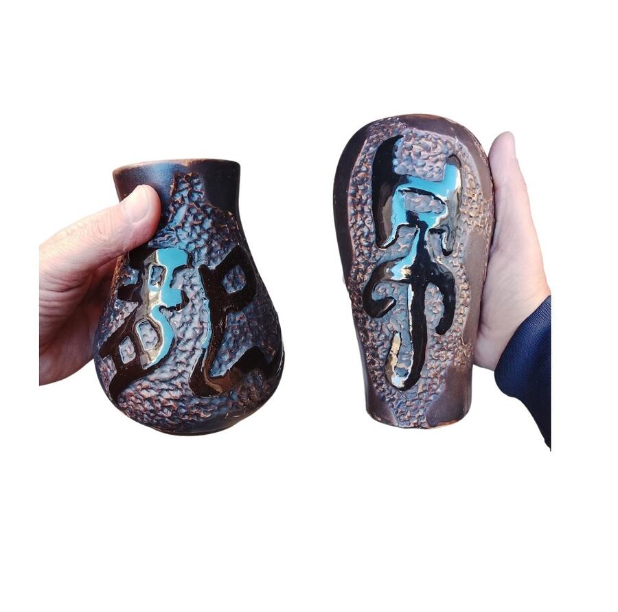 Set 2 Vasi Decorativi in Ceramica Orientale - Texture e Ideogrammi Zen