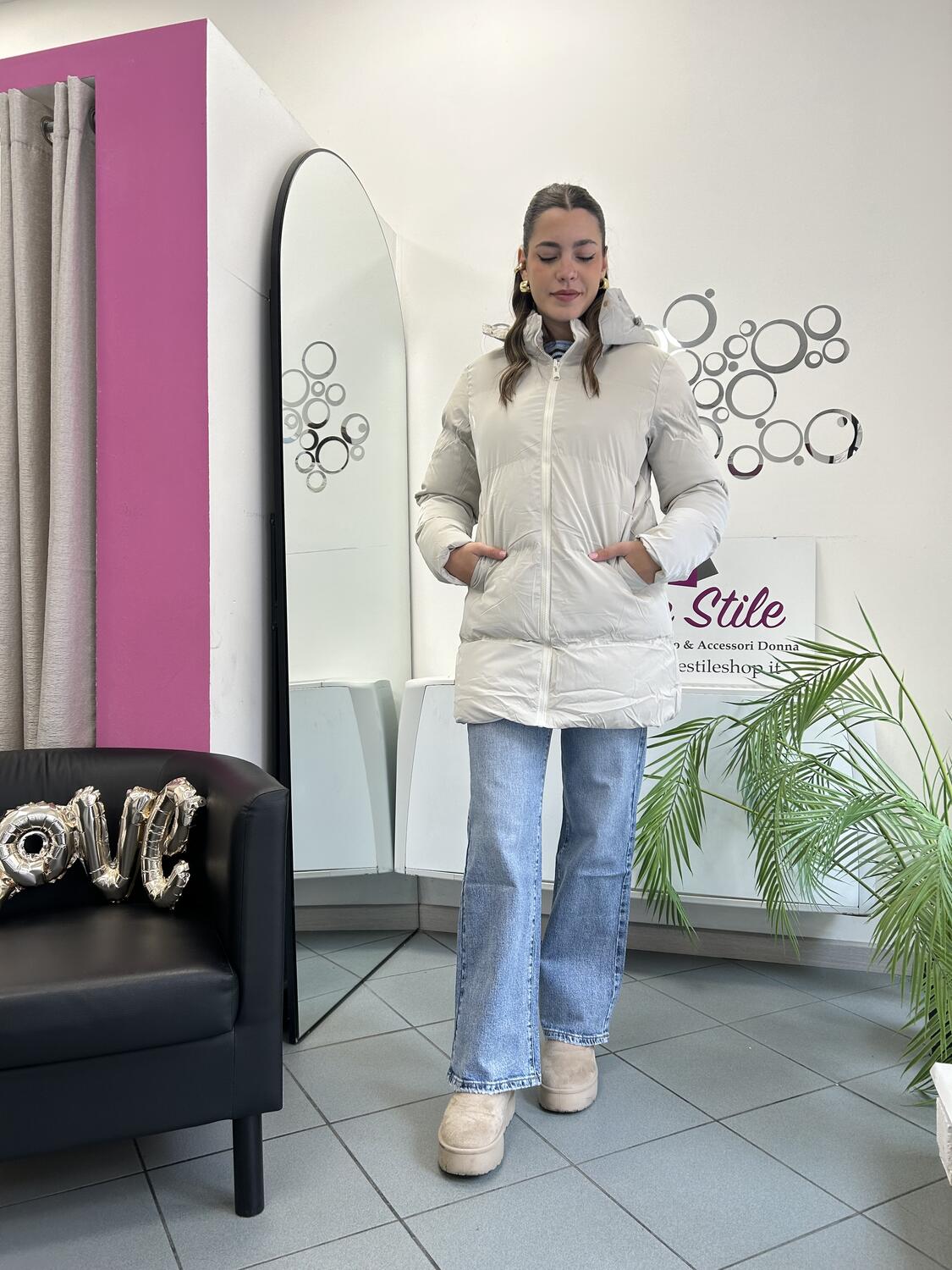 NOVITÀ Piumino lungo panna con cappuccio