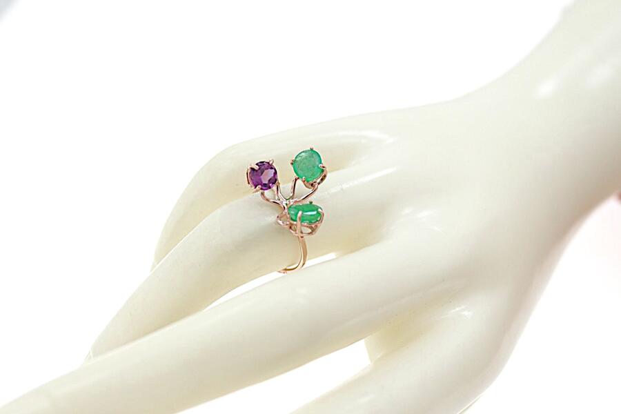 Anello in oro rosa 9K con smeraldi e ametista