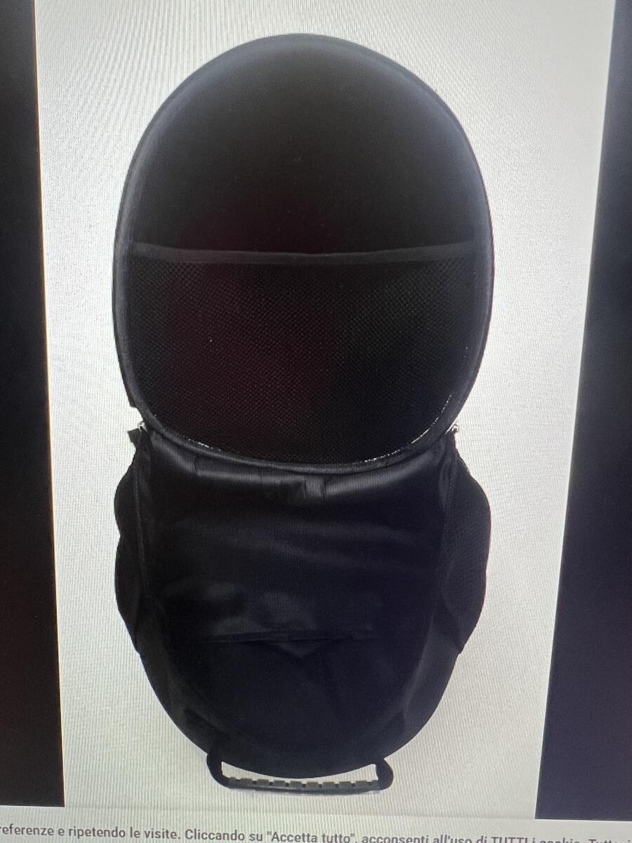 Zaino Ferrari per bambini Nero Lucido con tasche interne ed esterne - OBF91