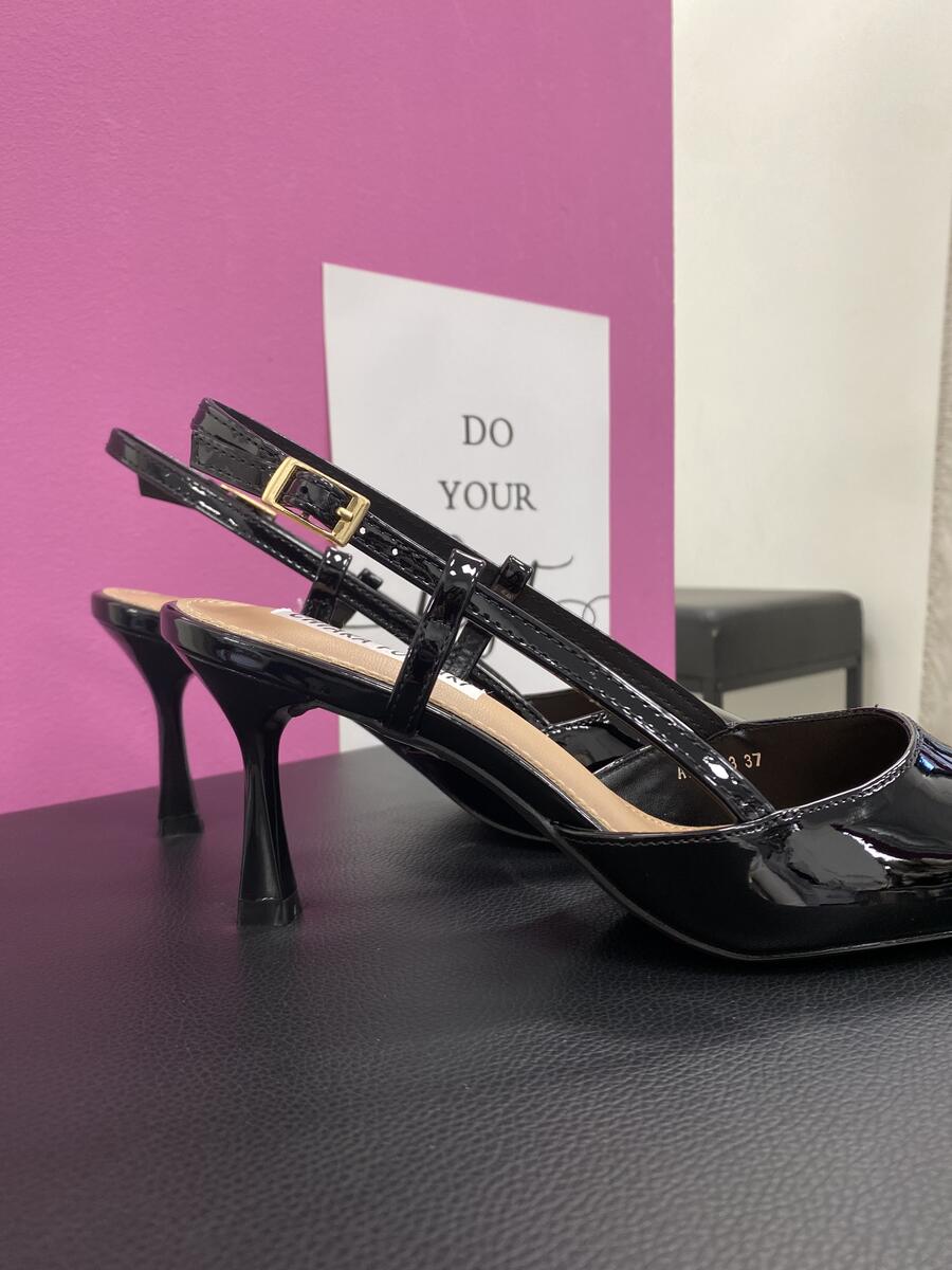 NOVITÀ Slingback in vernice 