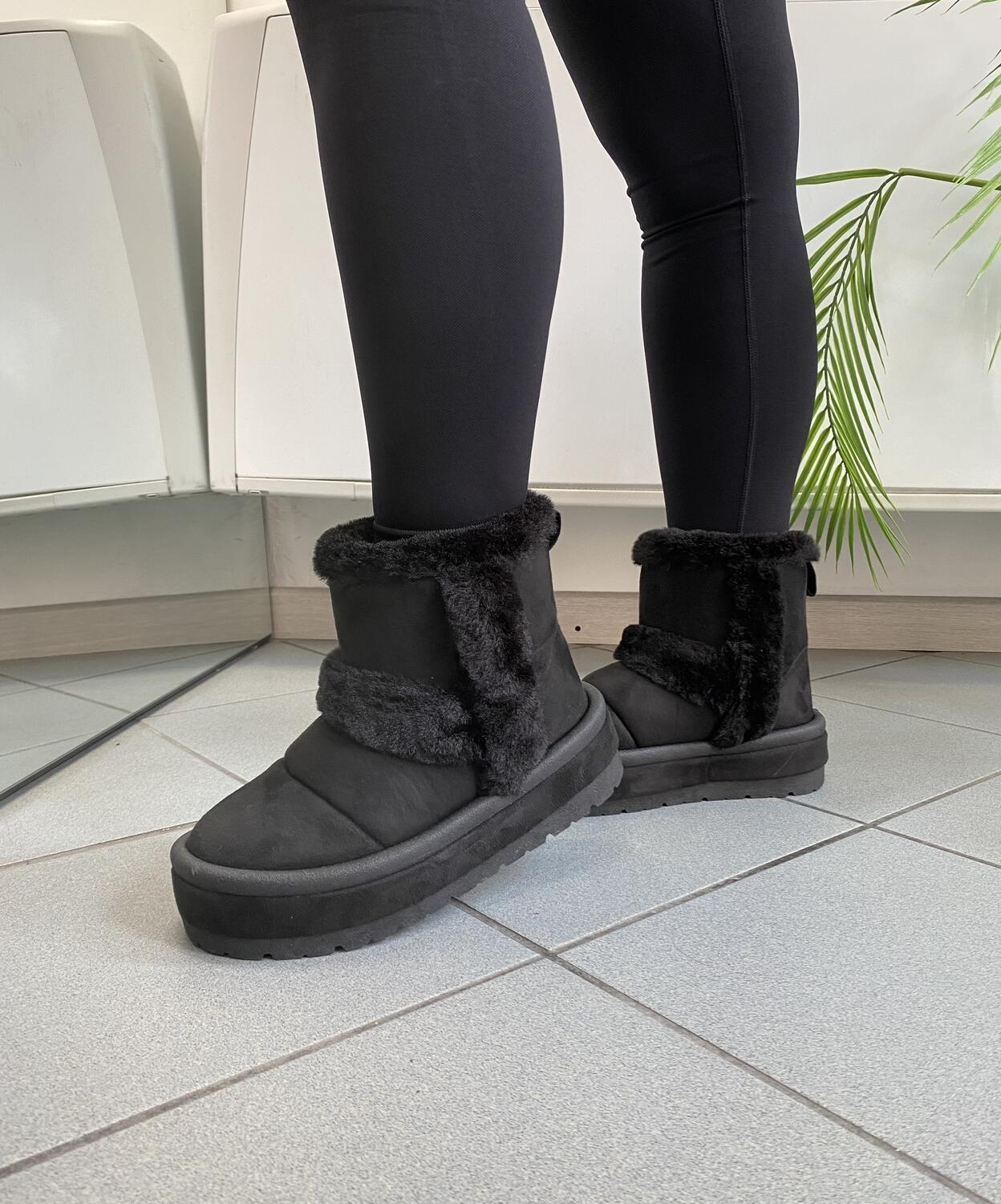 NOVITÀ Scarponcino imbottito platform