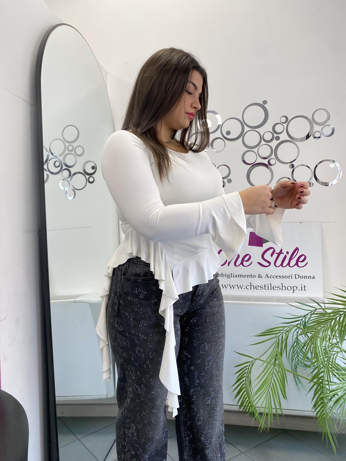 NOVITÀ Maglia con voulant laterale 