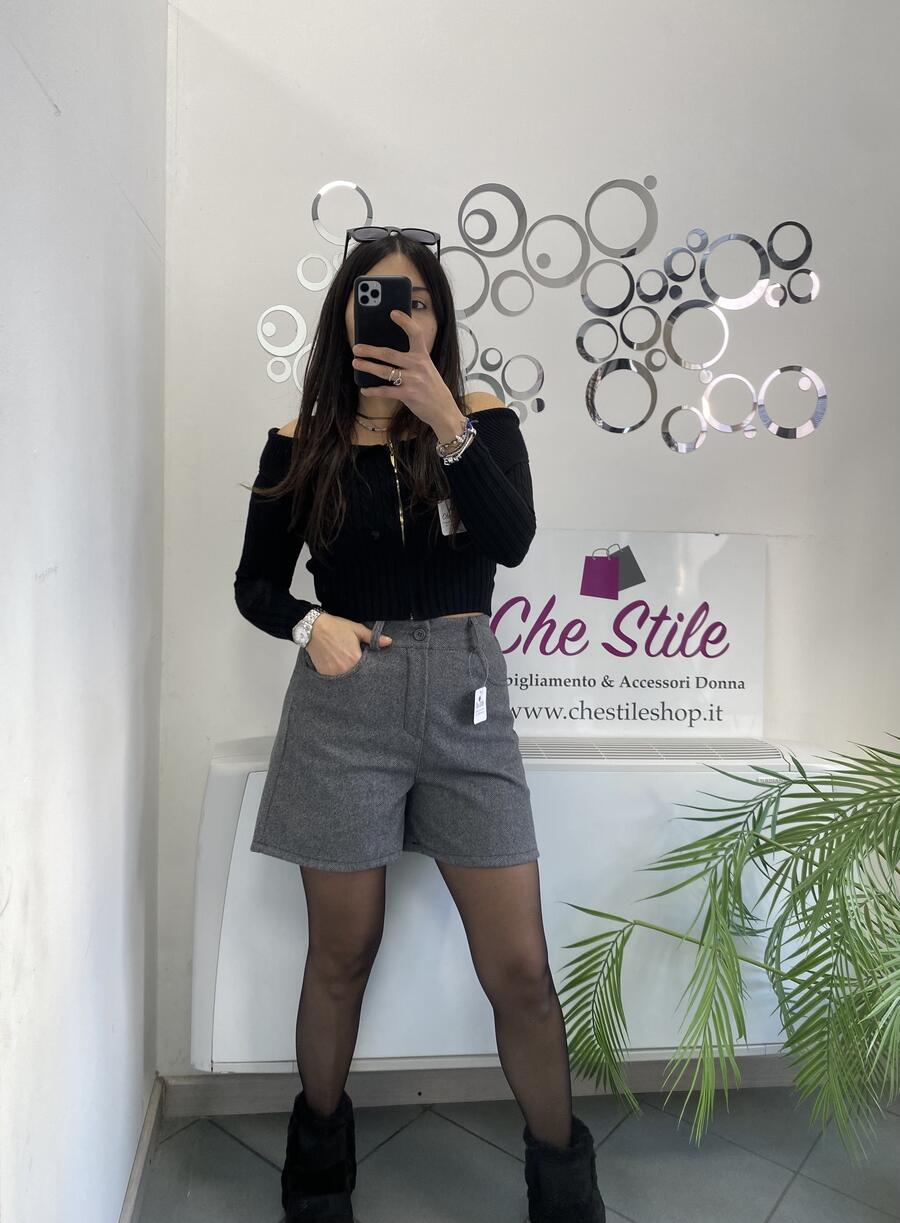 NOVITÀ Shorts in panno spigato 