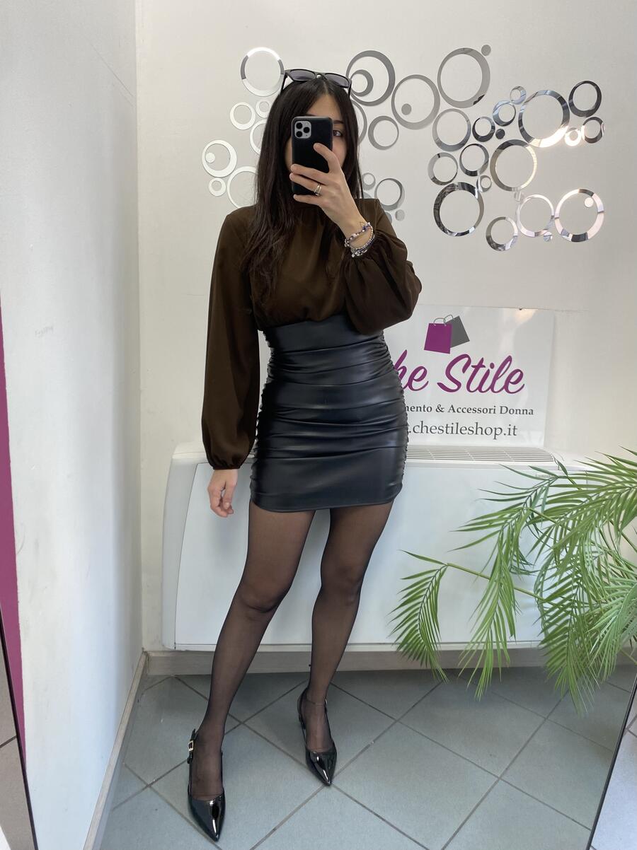 NOVITÀ Abito con gonna in eco pelle