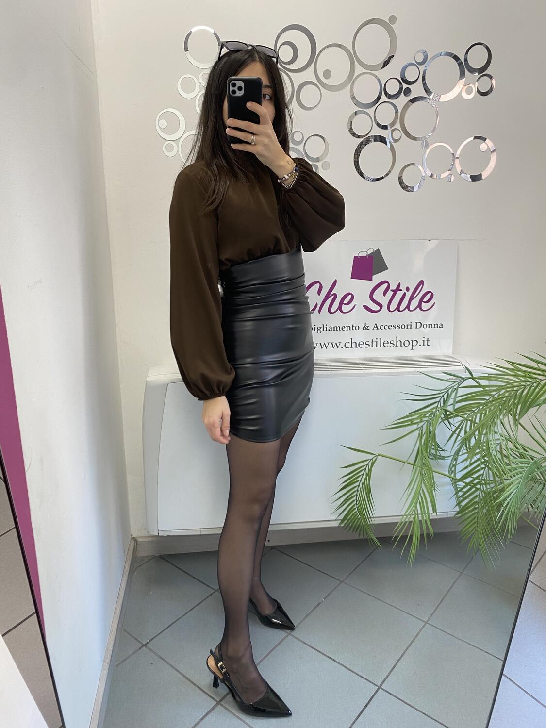 NOVITÀ Abito con gonna in eco pelle