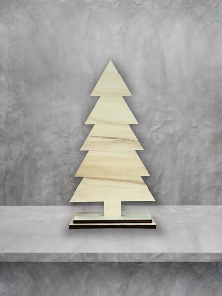 Albero in pioppo con base