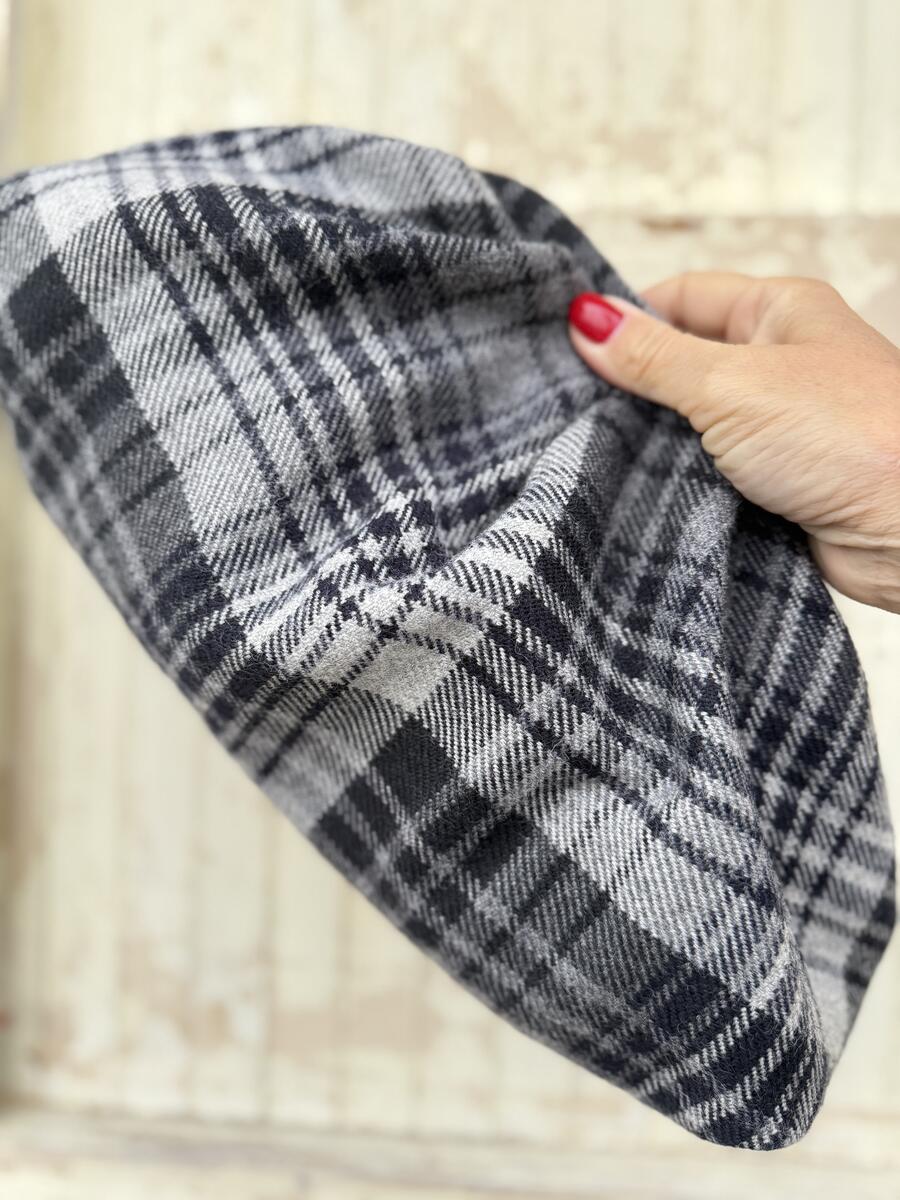 Soft bag quadri grigi