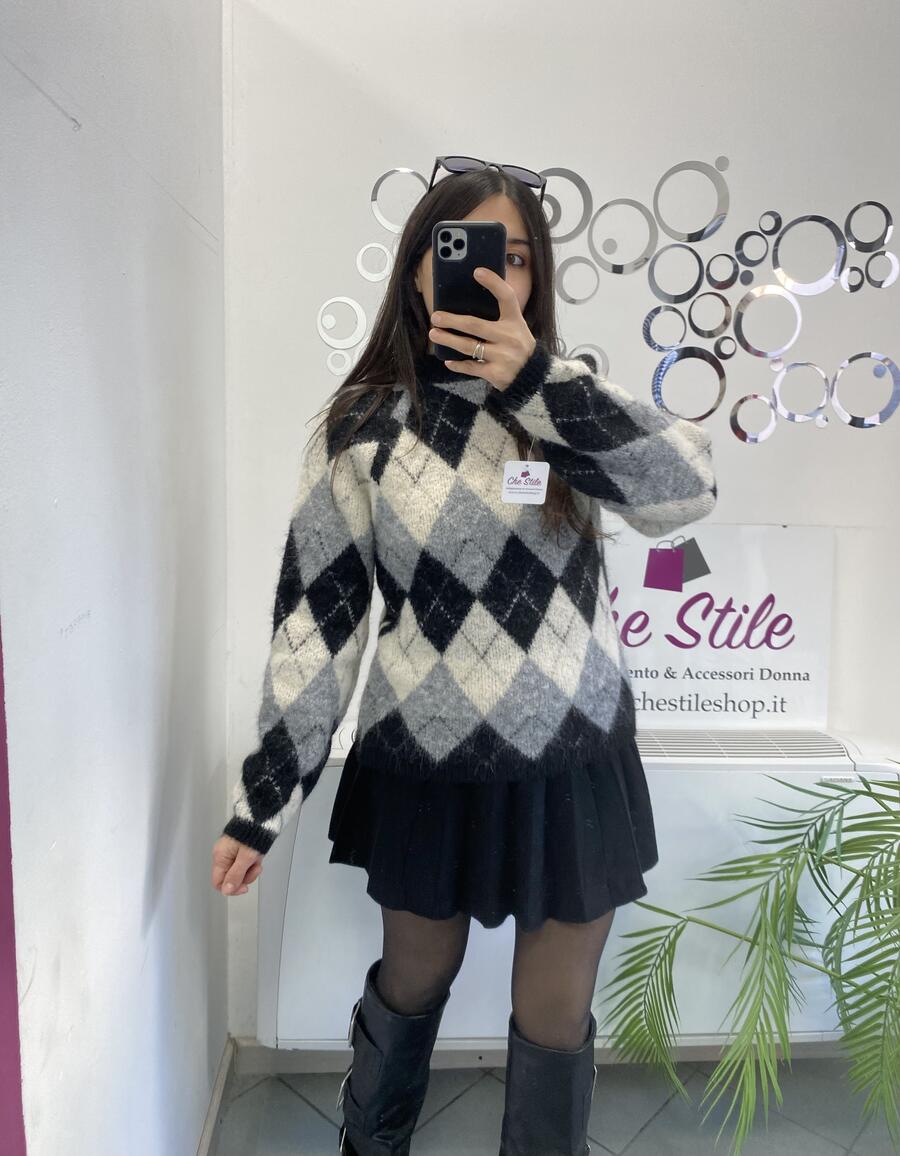 NOVITÀ Pull rombi in misto lana