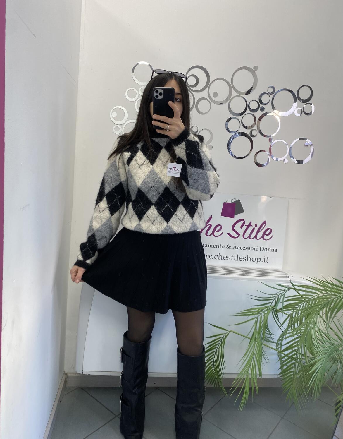 NOVITÀ Pull rombi in misto lana