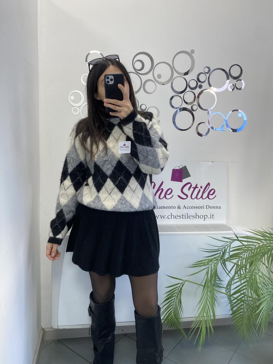 NOVITÀ Pull rombi in misto lana