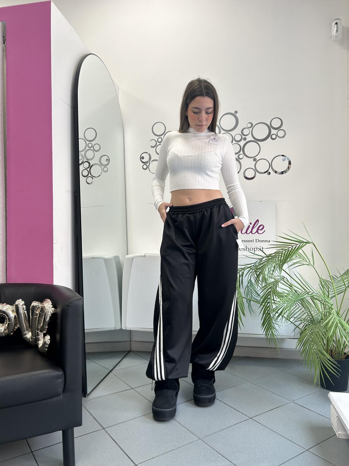 NOVITÀ Panta tuta baggy con bande colorate