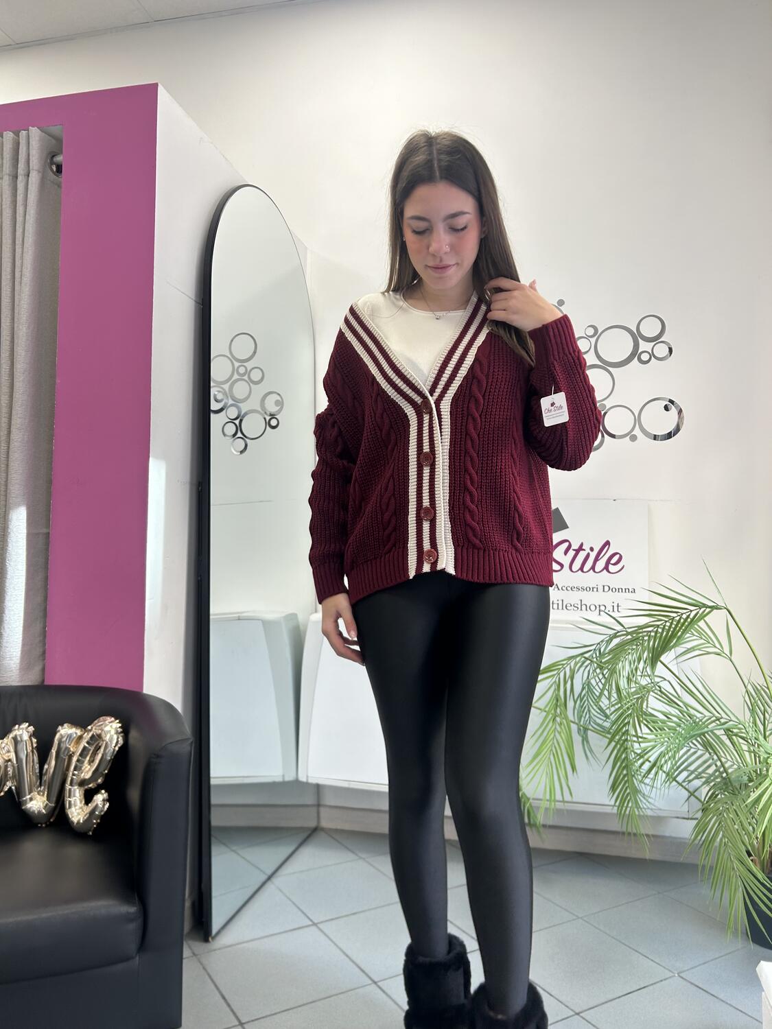 NOVITÀ Cardigan con profili a contrasto