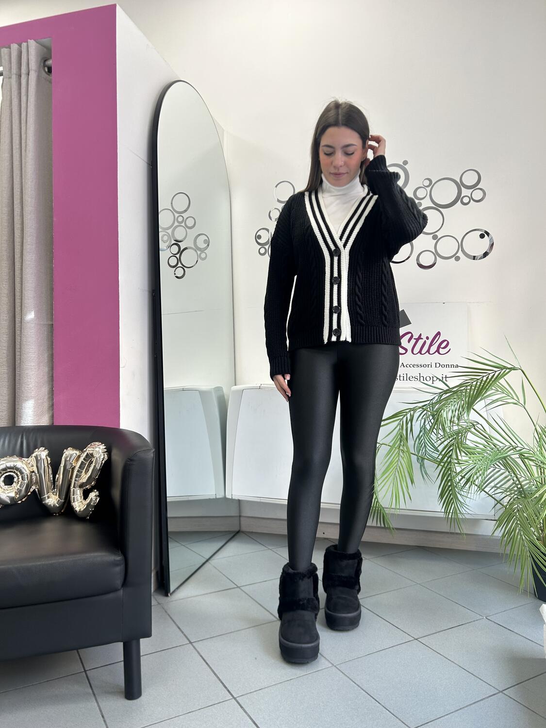 NOVITÀ Cardigan con profili a contrasto