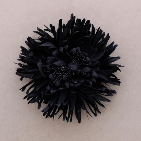 Spilla a forma di fiore in tessuto, 16 cm