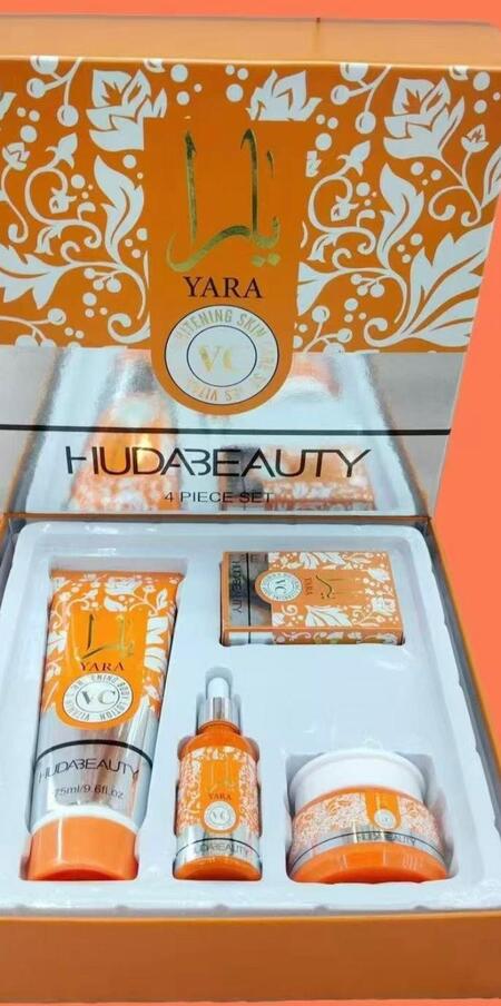HUDABEAUTY KIT BODY LOTION 275 ml+SIERO VISO+CREMA VISO+SAPONE(Dupe TOUS)*
 [Quantità minima è di 3 pezzi]