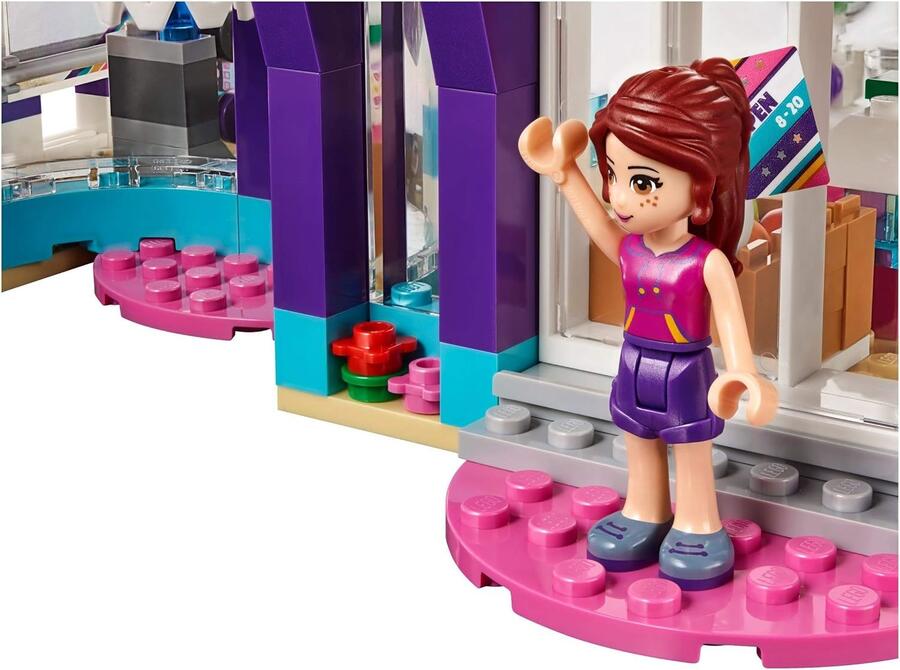 Lego Friends il centro sportivo di Heartlake - 41312 - 6/12 anni