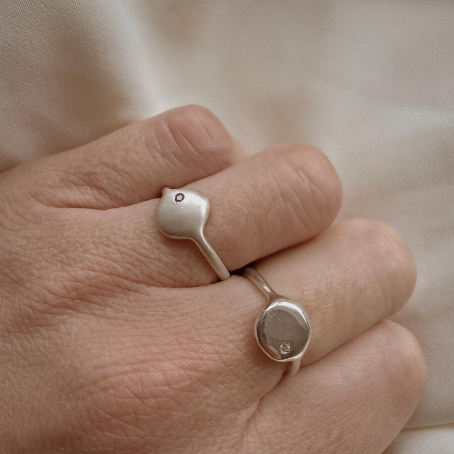 Anello pepita con pietra di nascita in argento