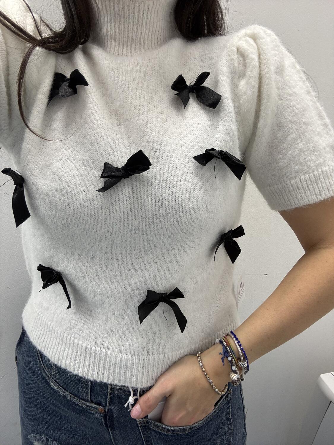 NOVITÀ Pull fiocchetti manica corta