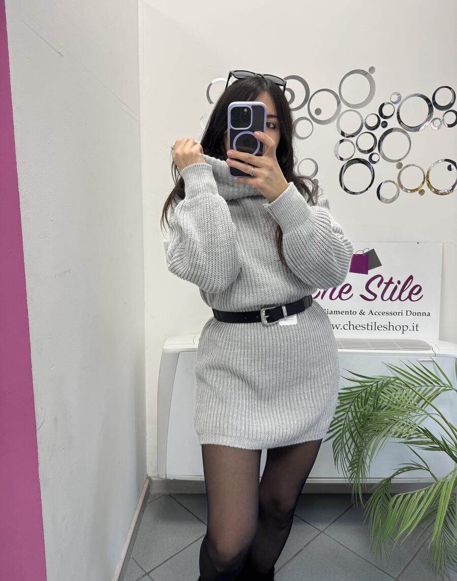 NOVITÀ Abito/maxi pull dolcevita a costine