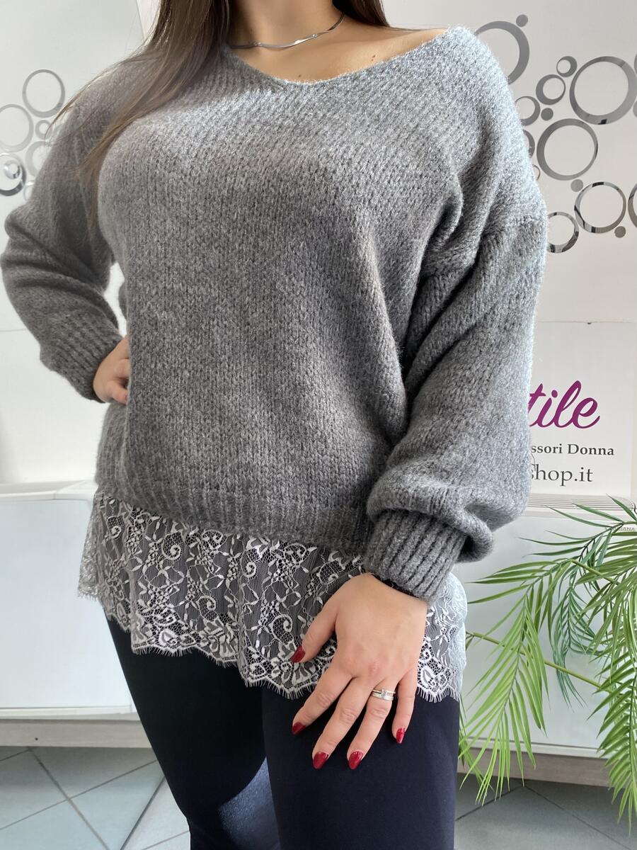 NOVITÀ Maxi pull scollo a V bordo in pizzo