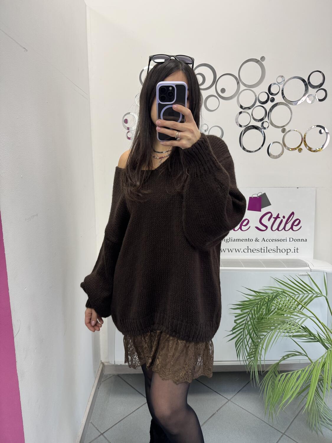 NOVITÀ Maxi pull scollo a V bordo in pizzo