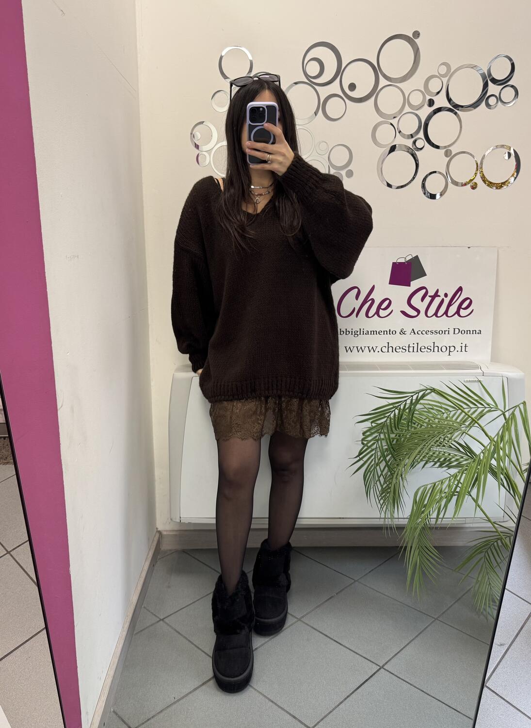 NOVITÀ Maxi pull scollo a V bordo in pizzo