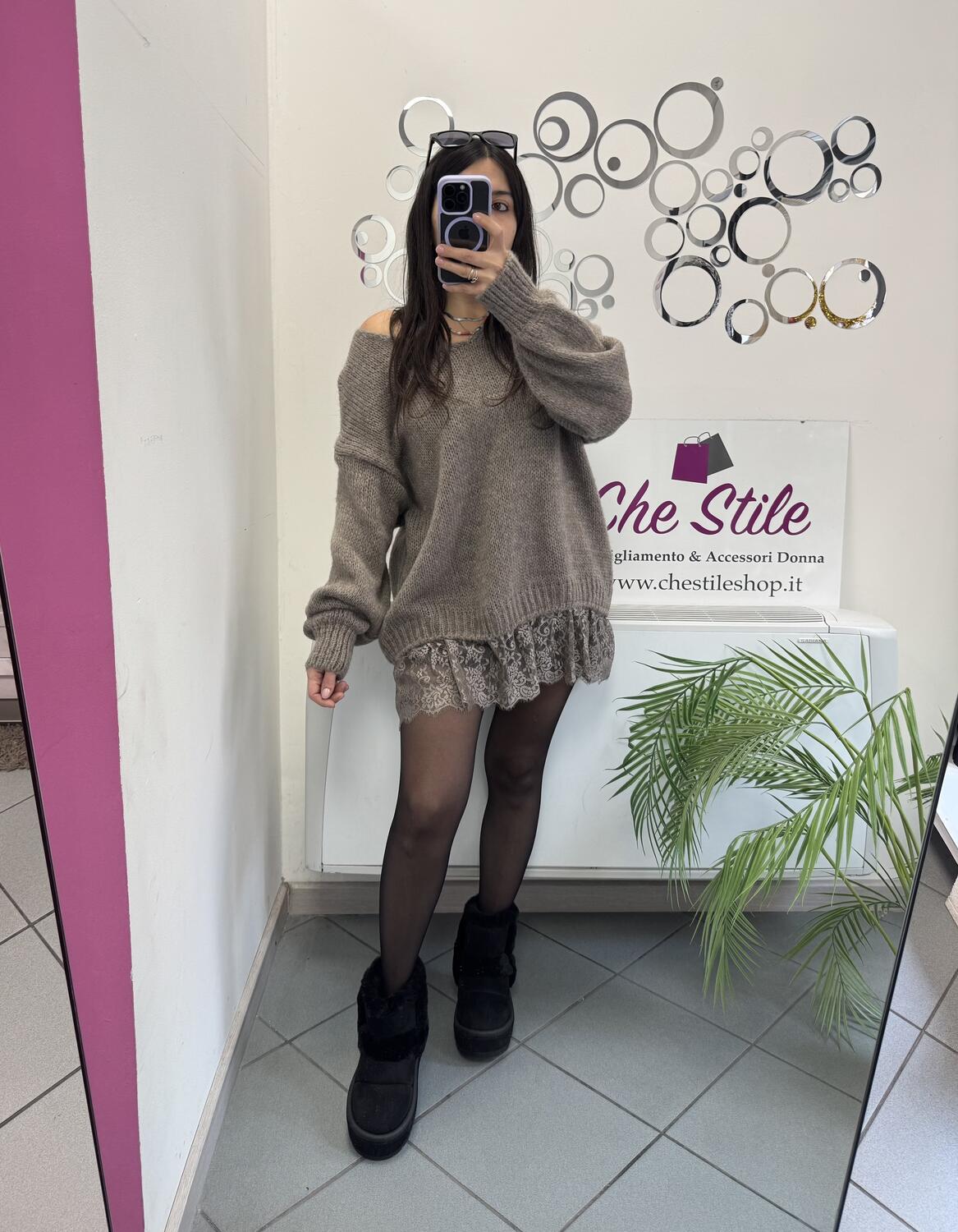 NOVITÀ Maxi pull scollo a V bordo in pizzo