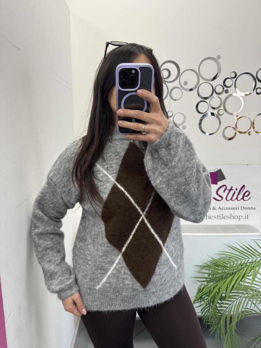 NOVITÀ Pull girocollo rombo 
