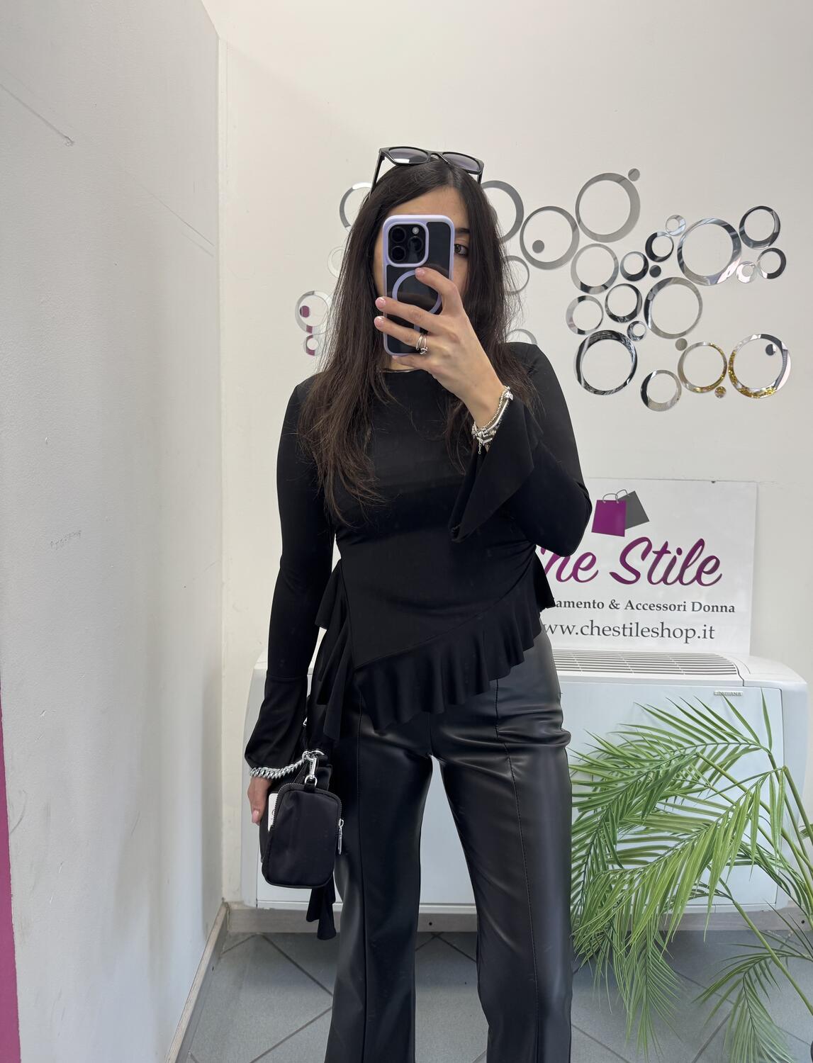 NOVITÀ Maglia con voulant laterale 